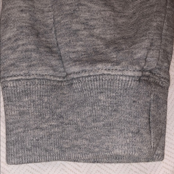 Grey pullover boho hoodie Pom Pom size small - Picture 8 of 8